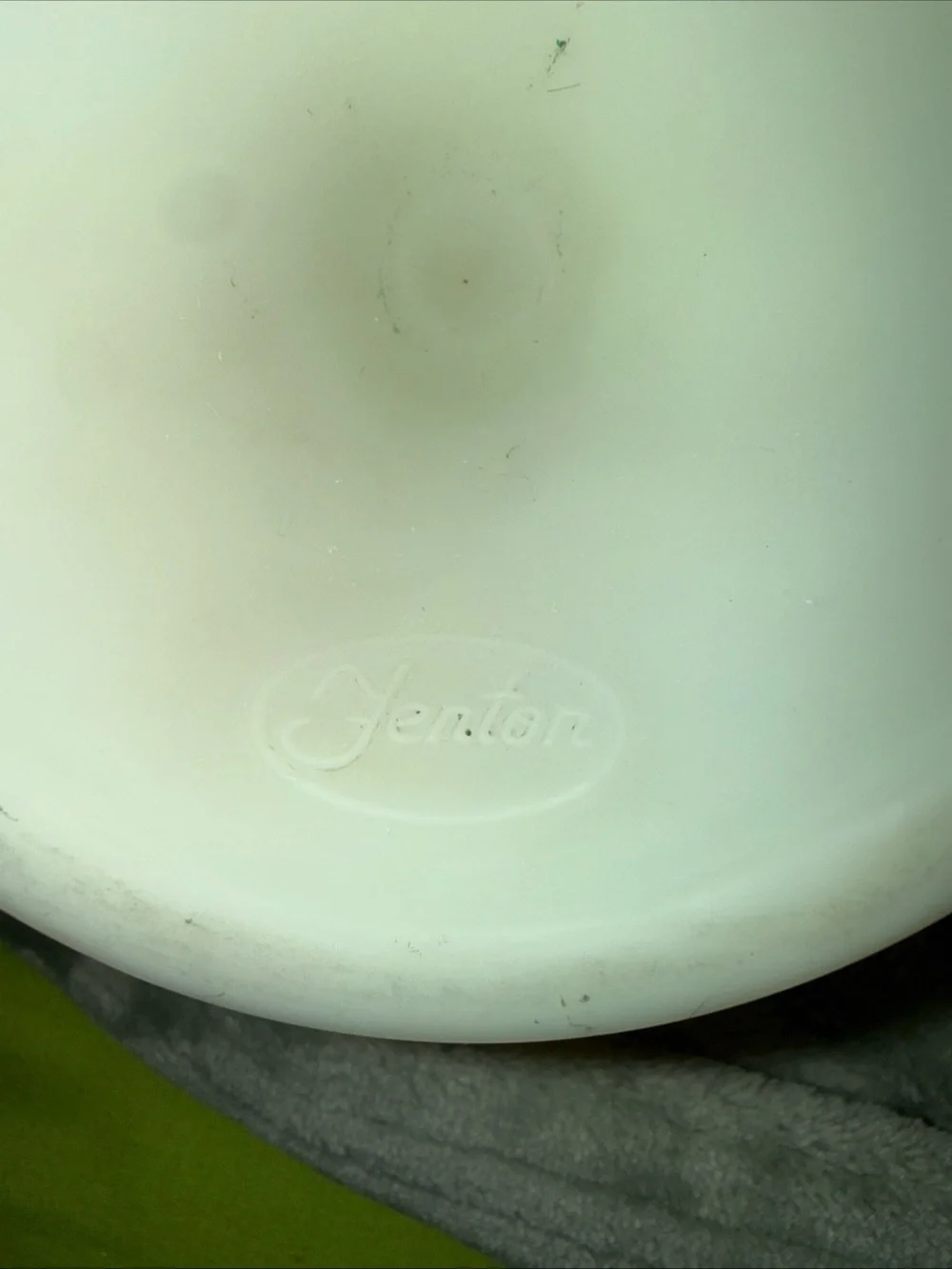 Fenton uranium candy dish